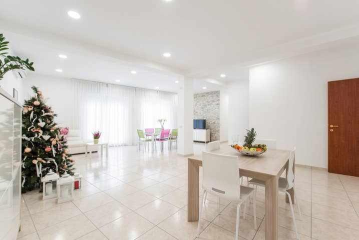 شقة Mediterranean House نيتّونو المظهر الخارجي الصورة
